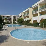 דירה Relax In A With Pool And Terrace