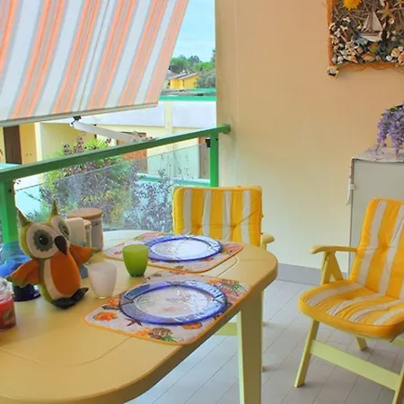 Relax In A With Pool And Terrace *